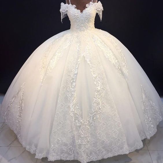 Gorgeous White V Neck Wedding Dress Beaded Appliques Spaghetti Strap Floor Length Off The Shoulder Wedding Dress fg5927