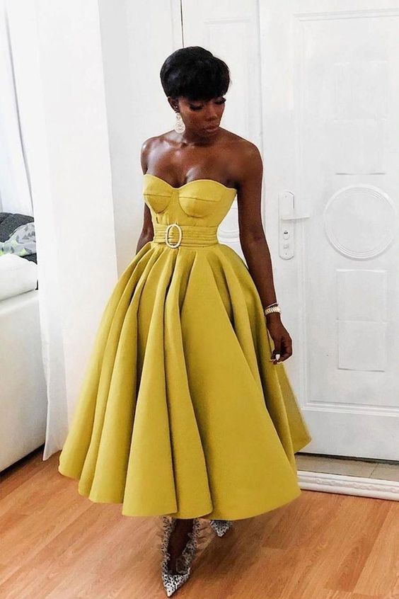 Yellow A-line Strapless Homecoming Dress With Belt fg4343