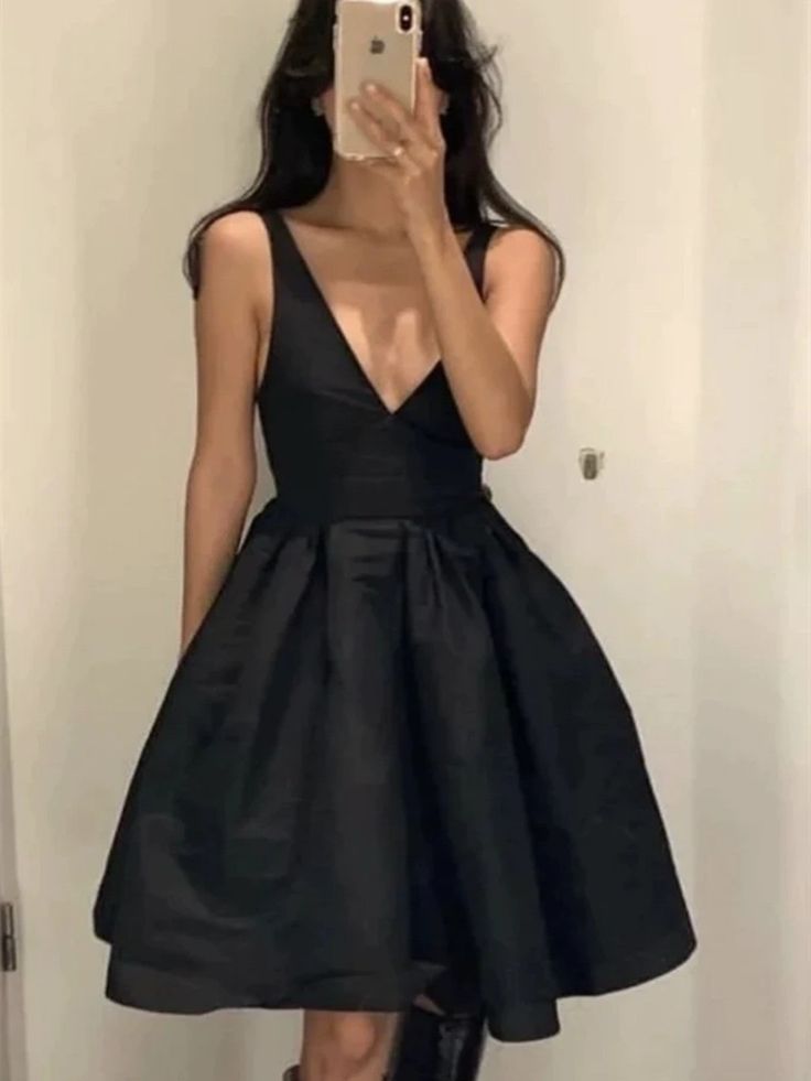V Neck Black Backless Satin Short Prom Dresses, Open Back V Neck Short Black Formal Evening Homecoming Graduation Dresses fg6031