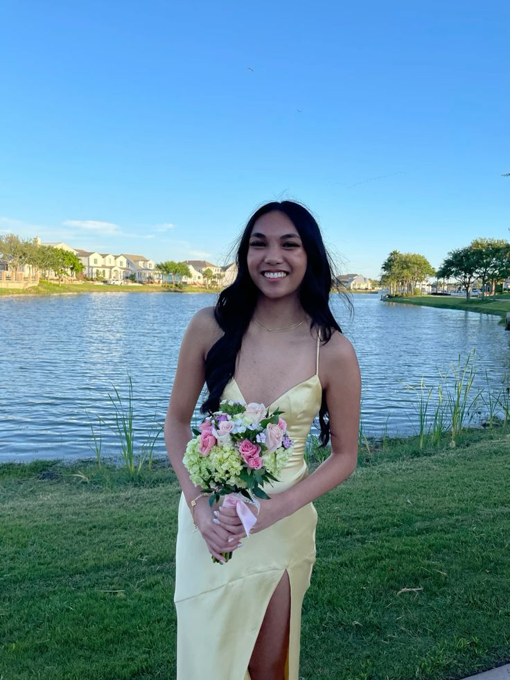 Simple V neck Yellow Prom Dresses fg5331