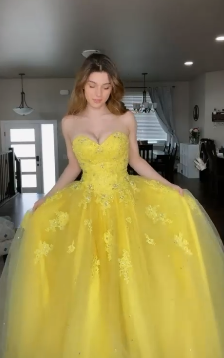 A line Yellow Prom Dresses Lace Appliques Evening Party Formal Gowns fg4553