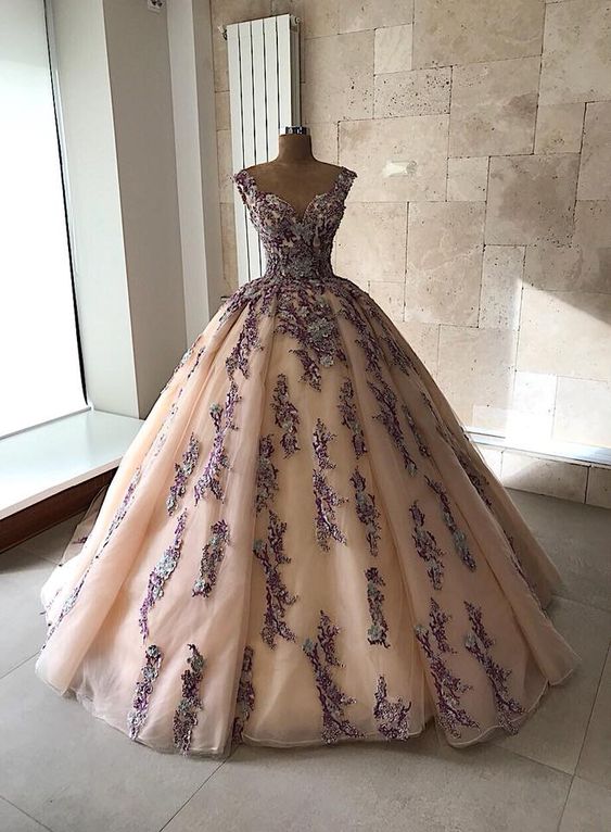 Quinceanera Dresses Lace Applique Sweet 16 Dress Ball Gown Prom Dress fg898