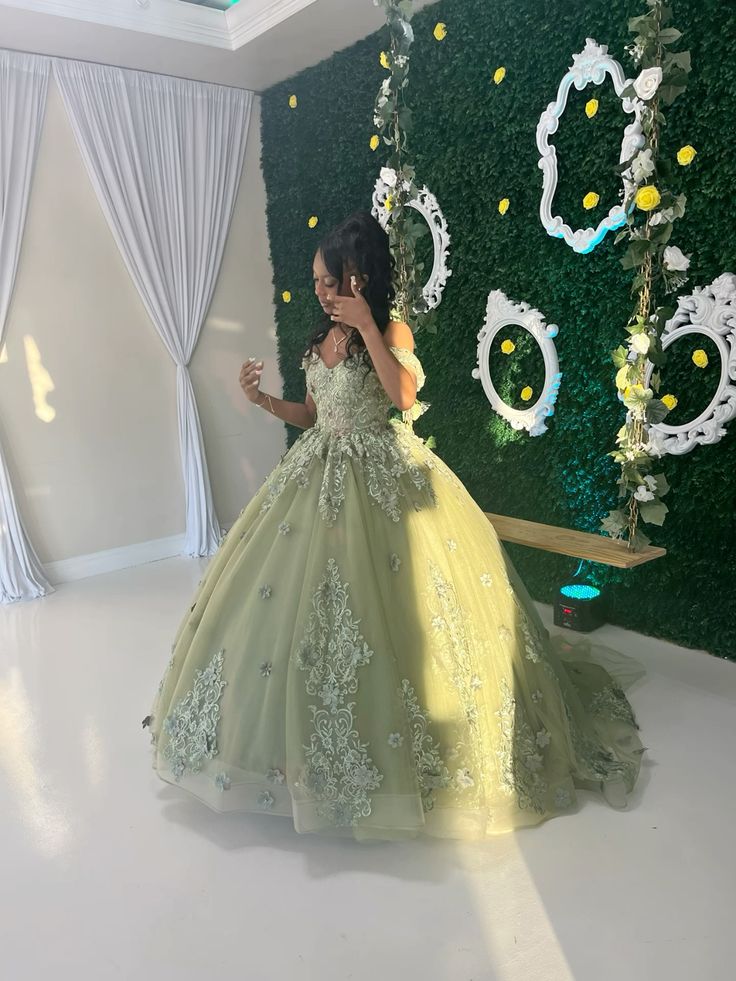 Green Off The Shoulder Quinceanera Dresses For Sweet 16 Girls Princess Ball Gowns      fg6502