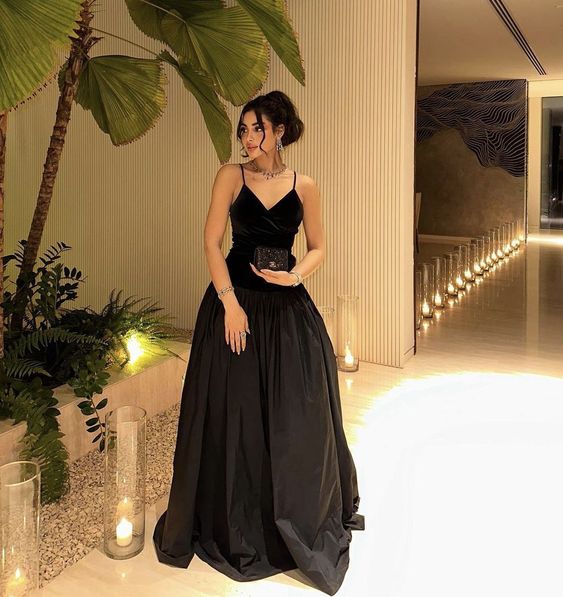 A line Black Long Prom Dress With Straps       fg5264