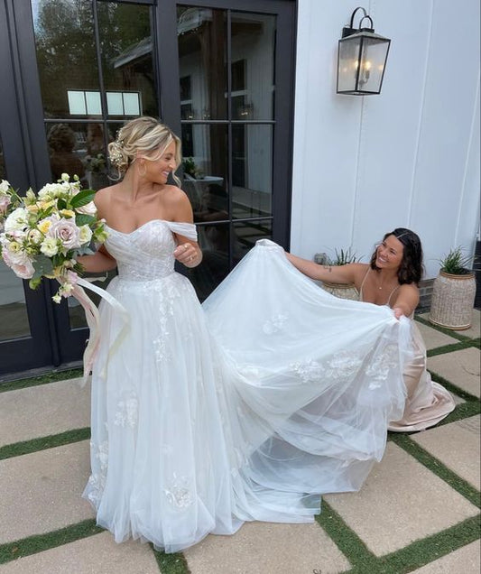 A Line Wedding Dresses Sleeveless Off The Shoulder Long Wedding Party Gowns Custom Made     fg5095
