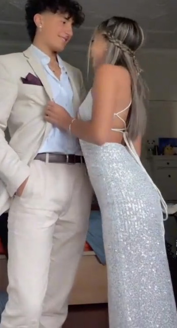Sexy Spaghetti Straps Sleeveless White Sequin Prom Dress    fg4888
