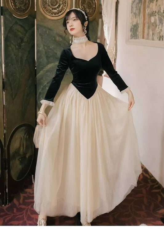 Ballerina vintage dress, Vintage French dress, vintage dress, floral dress, cottagecore dress, French dress, velvet dress      fg2275